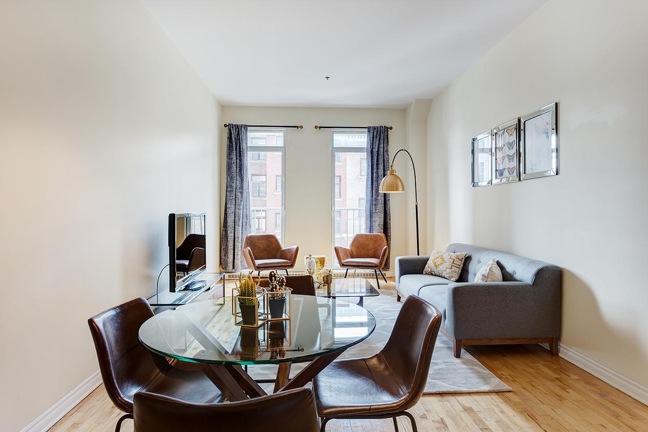 Appartement Downtown On De La Montagne *
