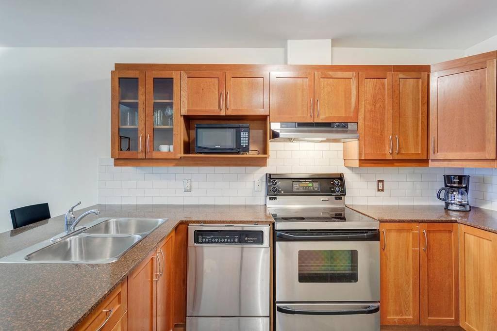 Appartement Downtown On De La Montagne *