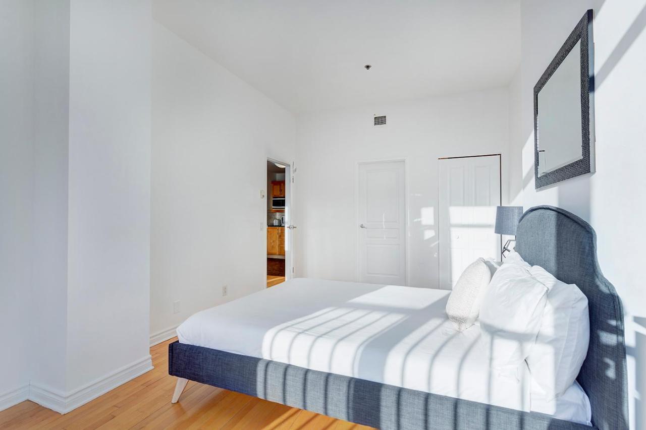 Appartement Downtown On De La Montagne *
